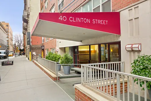 40 Clinton Street, #9L