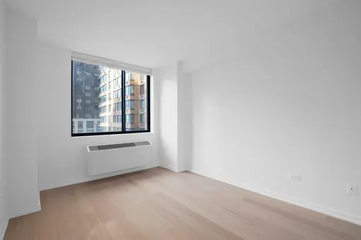 West End Towers, 75 West End Avenue, #C5B