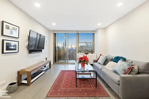 Continental Towers, 301 East 79th Street, #37L