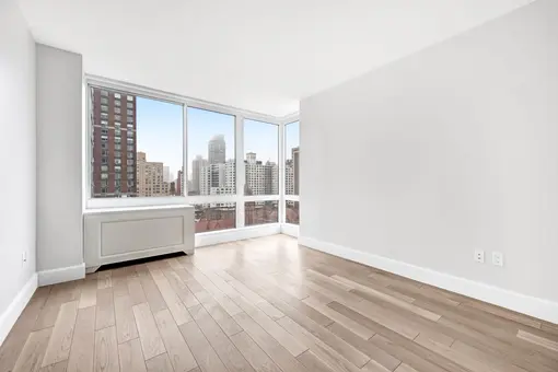 389 East 89th Street, #15A