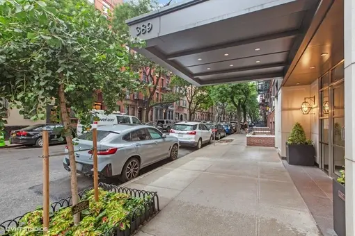 389 East 89th Street, #15A