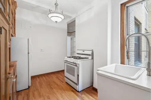 123 West 74th Street, #4C