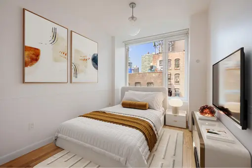 Onyx Chelsea, 261 West 28th Street, #6E