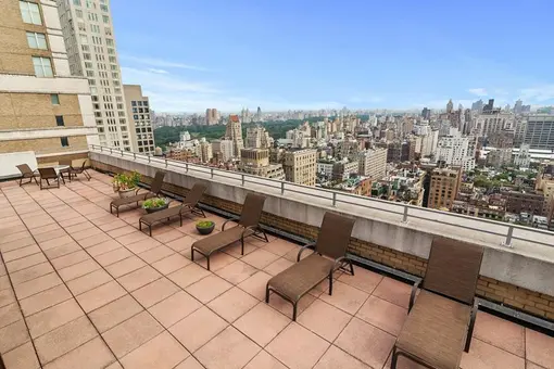 Plaza Tower, 118 East 60th Street, #34EF