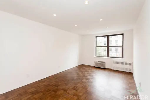 255 West 14th Street, #3B