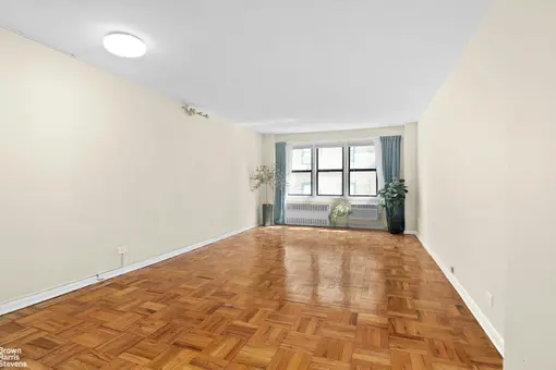 Birchwood House, 37-31 73rd Street, #4M