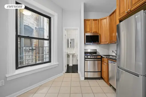 464 Amsterdam Avenue, #5S