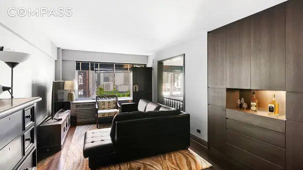 211 East 51st Street, #4D