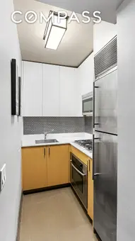 211 East 51st Street, #4D