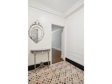 170 East 79th Street, #MAISONETTE