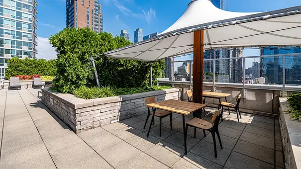 455W37, 455 West 37th Street, #1902