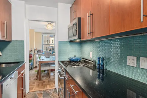 525 East 86th Street, #5C