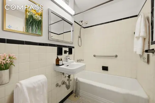 309 East 87th Street, #4O