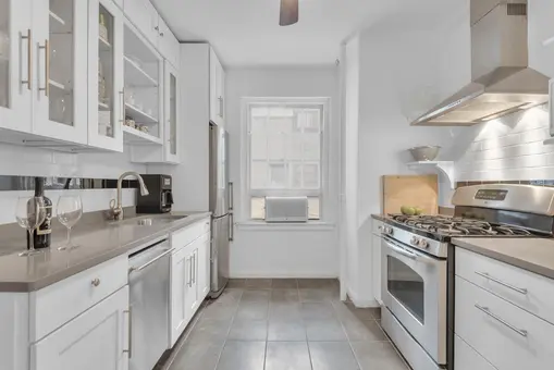 424 East 57th Street, #PH6D