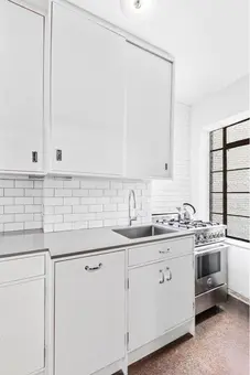 227 East 57th Street, #14B