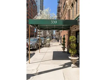 339 East 58th Street, #9E