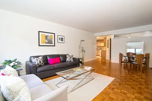River East Plaza, 402 East 90th Street, #5D