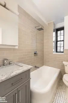 240 East 79th Street, #4A