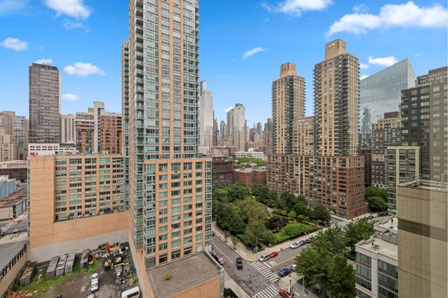 Avery, 100 Riverside Boulevard, NYC - Condo Apartments | CityRealty