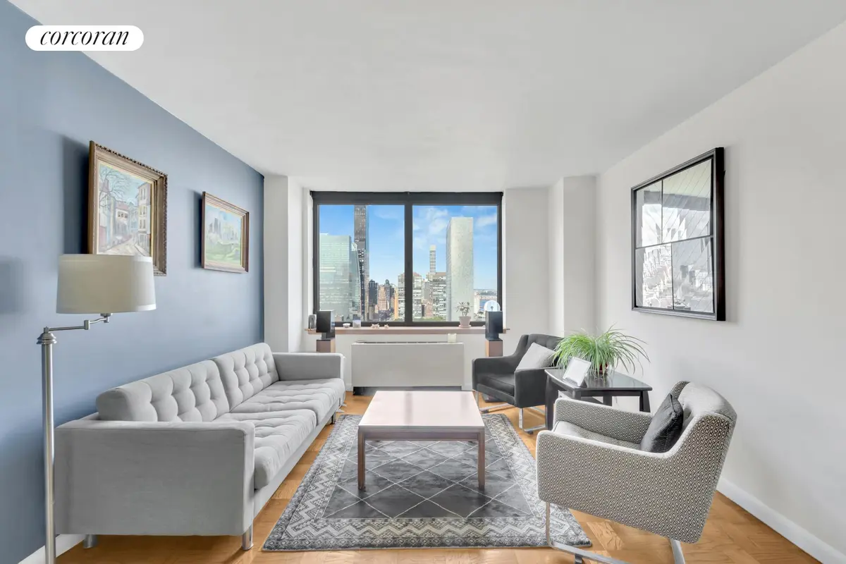 The Horizon, 415 East 37th Street, NYC - Condo Apartments | CityRealty