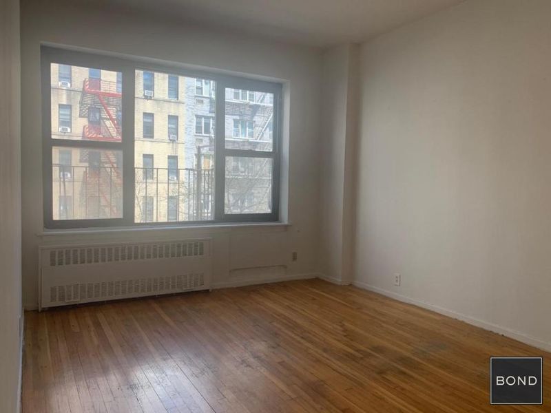 424 West 57th Street, Unit 3A - 1 bed Apt for Rent for $2,103 | CityRealty