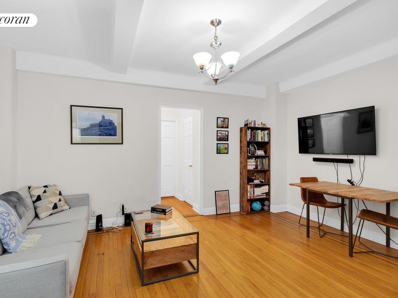 142 East 49th Street, Unit 2C - 1 Bed Apt for Rent for $3,250 | CityRealty