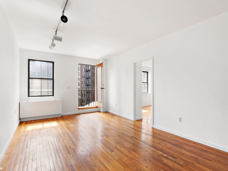 The Chesterfield, 186 West 80th Street, Unit 7A - 1 Bed Apt for Sale ...